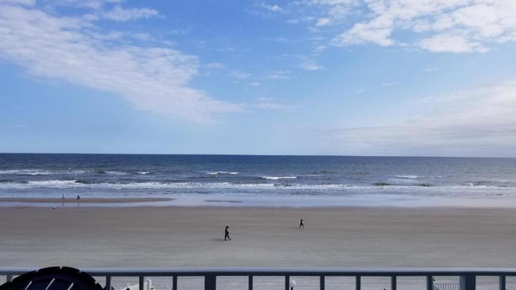 Cove Motel Oceanfront - Housity