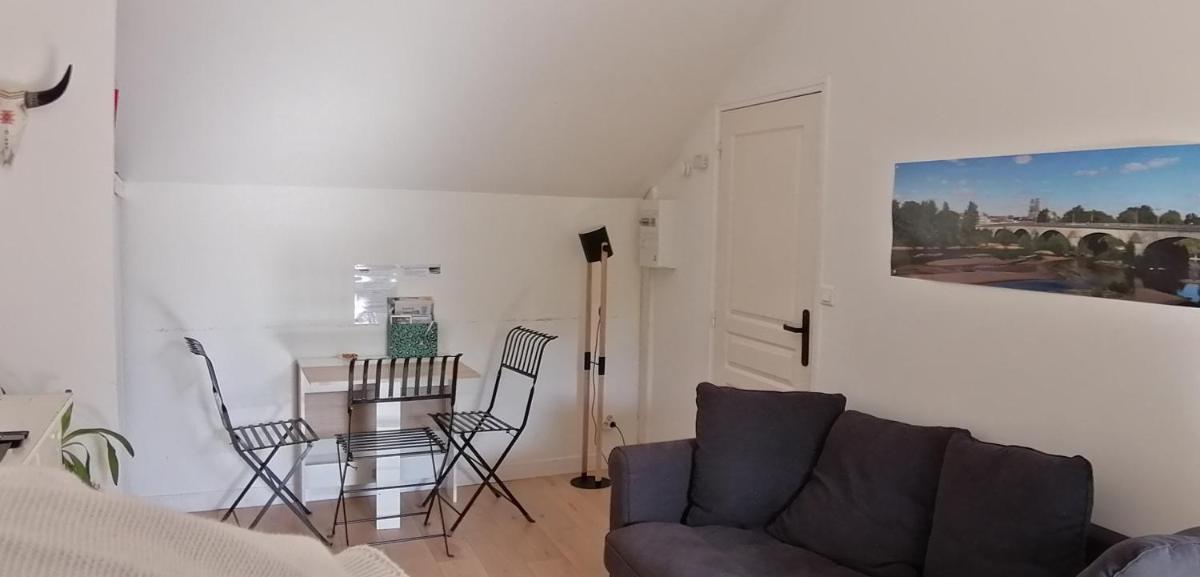 Charmante maisonnette - Housity