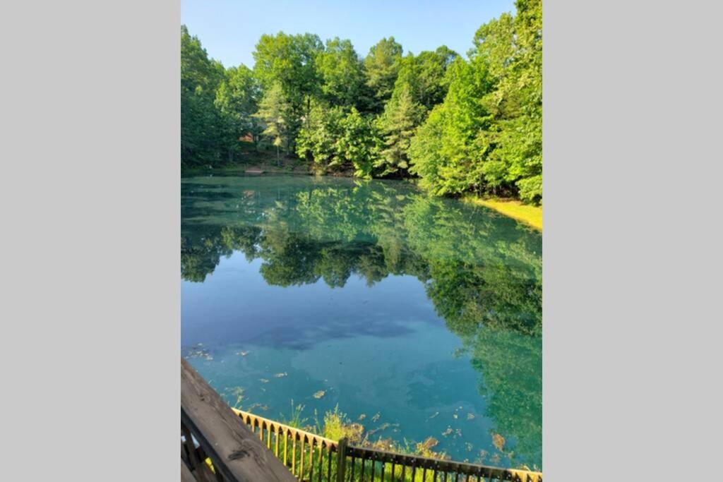 Privacy and Serenity Rarely Found Near A City - Housity