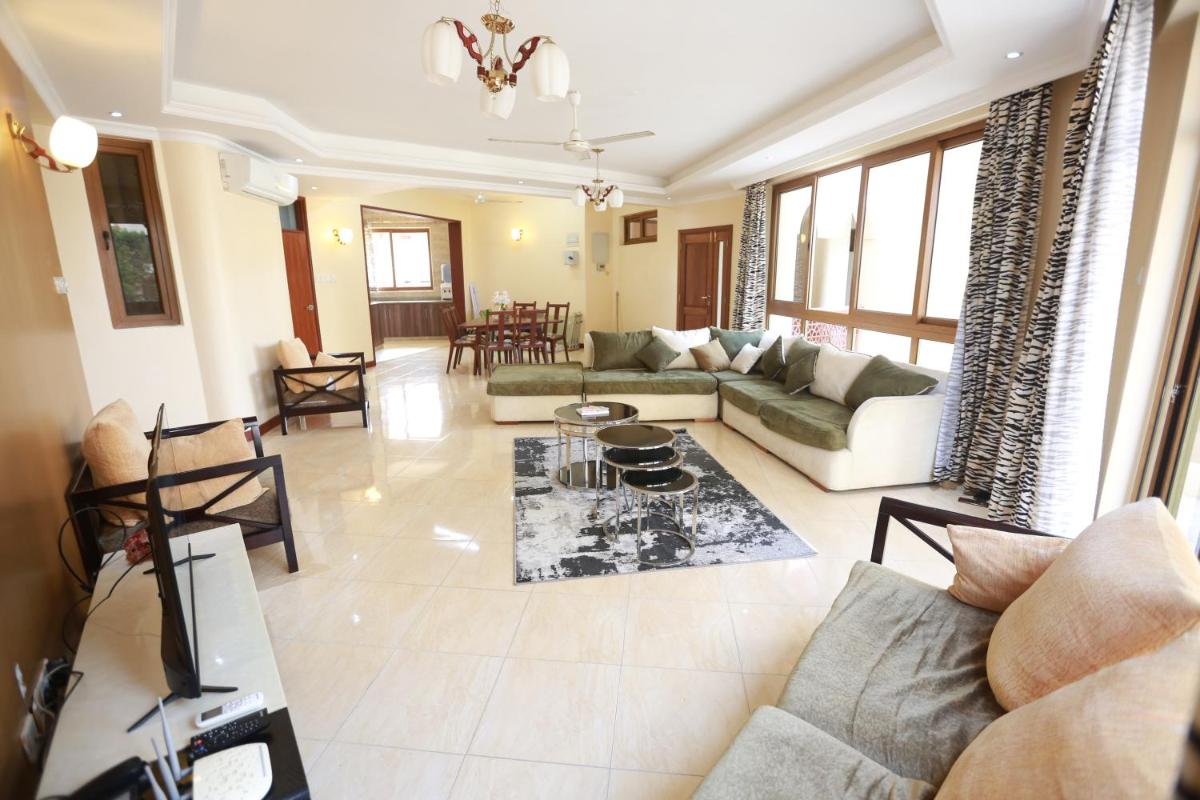 SeaOne Nyali 3bdr W Pool*Beach Access*Jaccuzi*WiFi - Housity