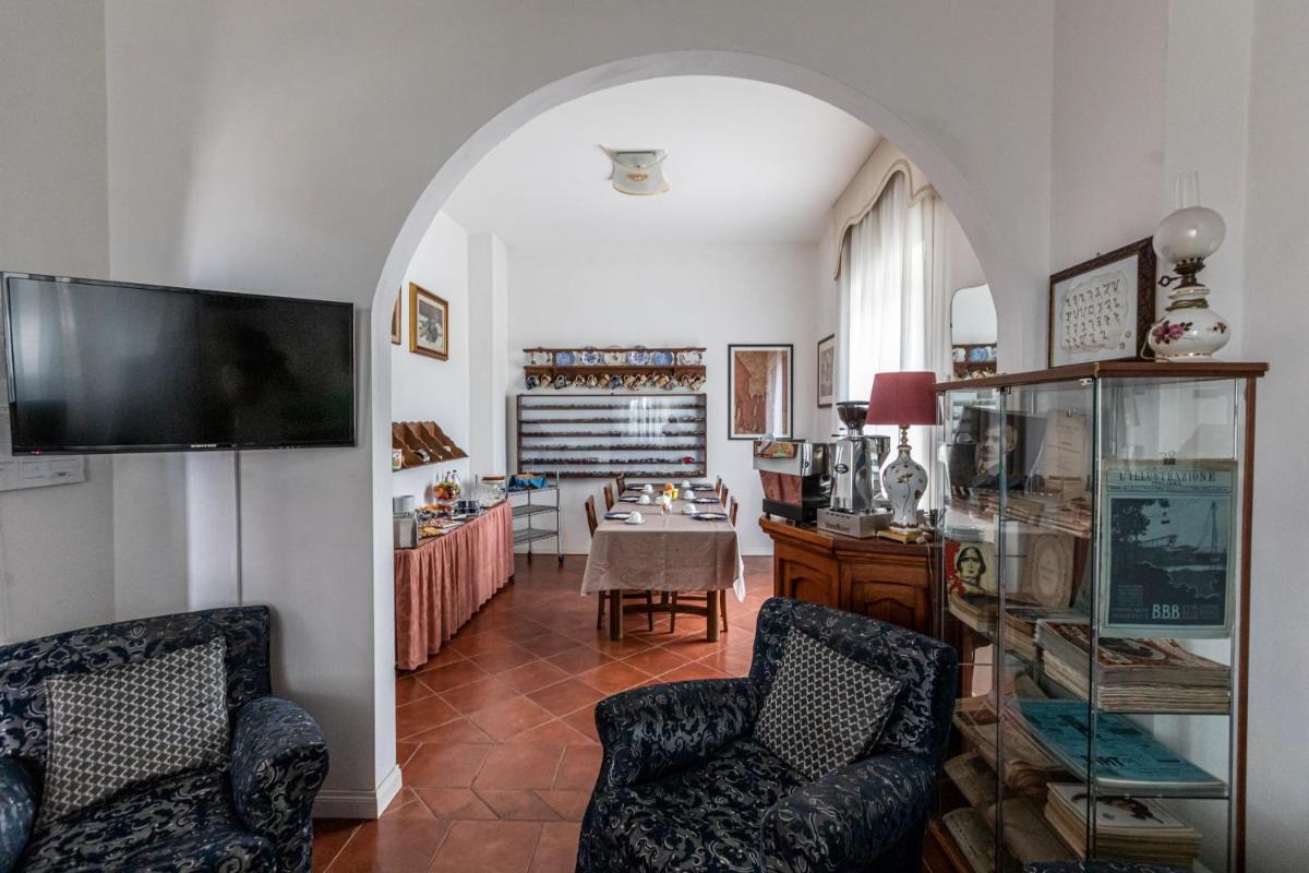 La Locanda di Adele - Il Giardinetto B&B - Housity