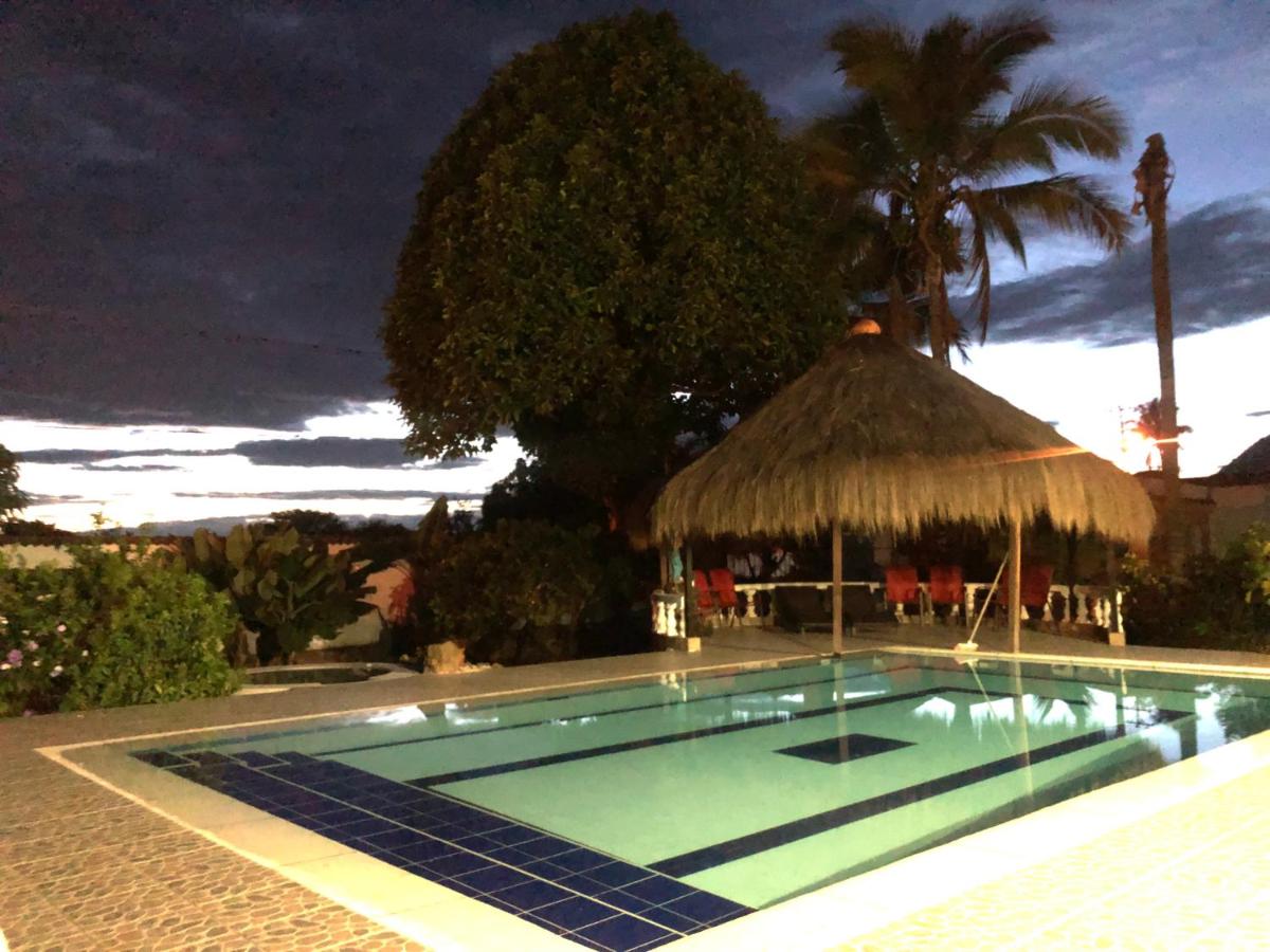 El Bongo de Chinauta - Housity