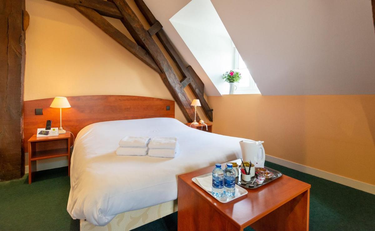 Logis Hôtel & Restaurant - Le Saint-Louis - Housity