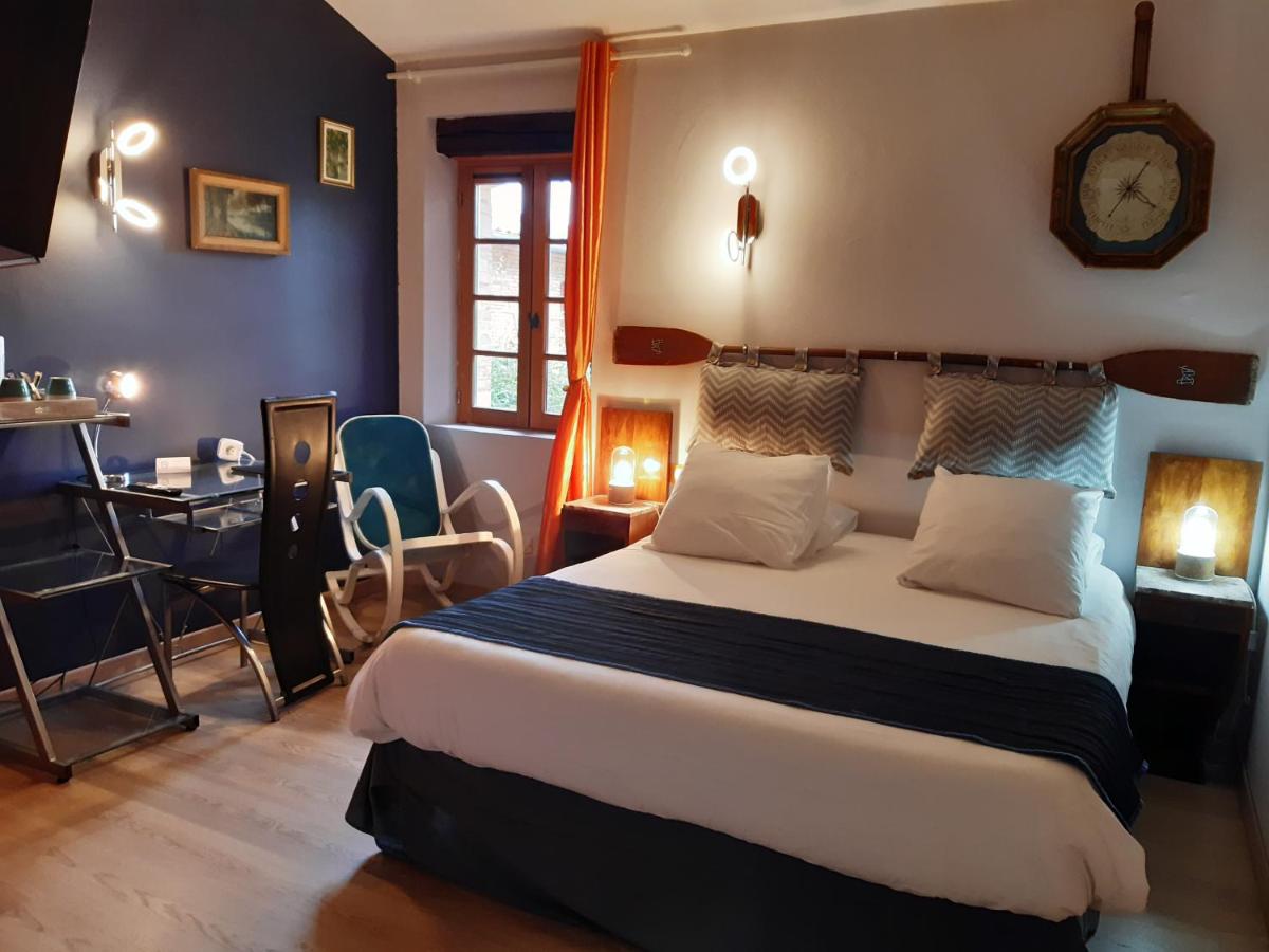 Logis Domaine de Peyrolade - Housity