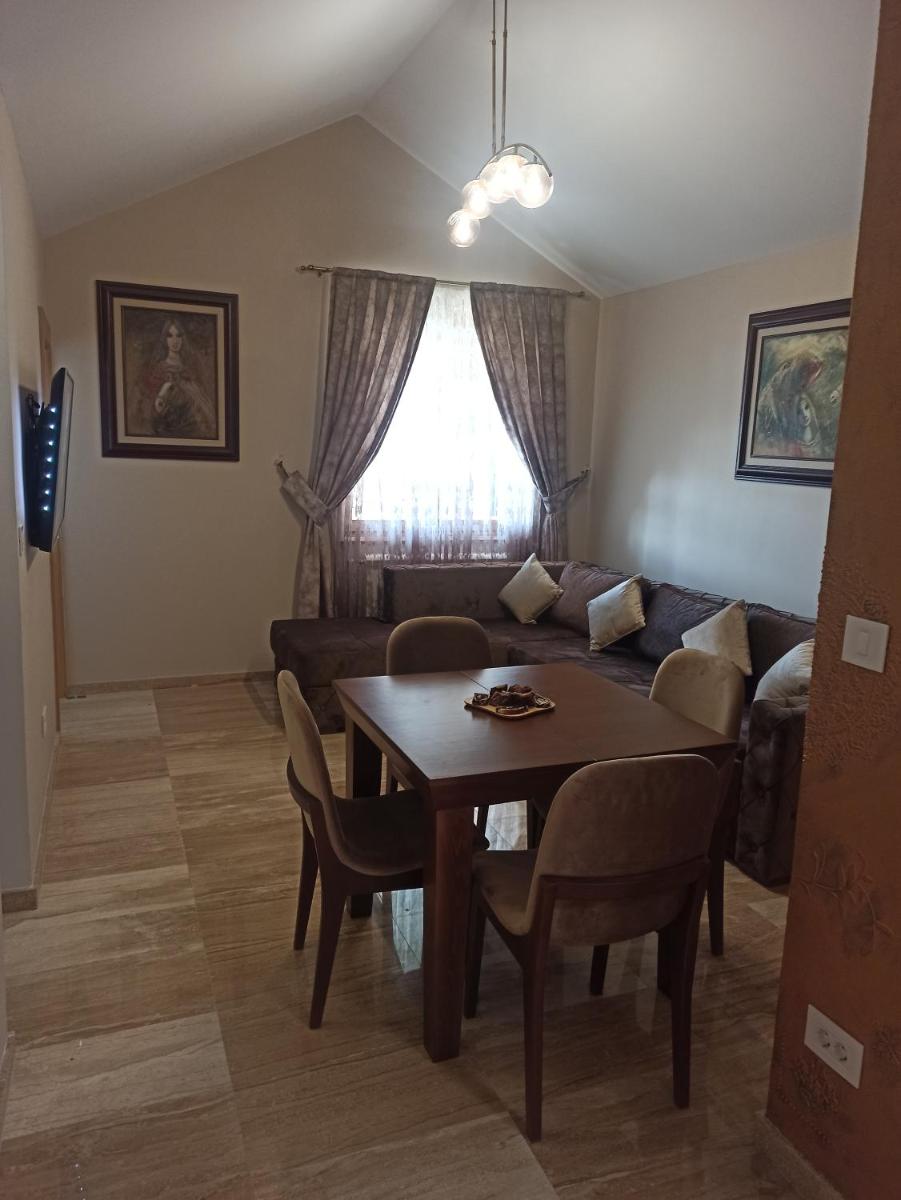 Kopaonik Jaram ski lift slope Karaman - Housity