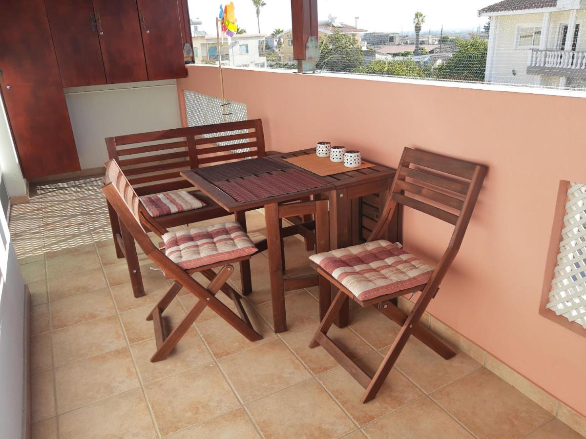 Larnaca Xylophagou 2-bedroom apartment with a shaded terrace - Housity