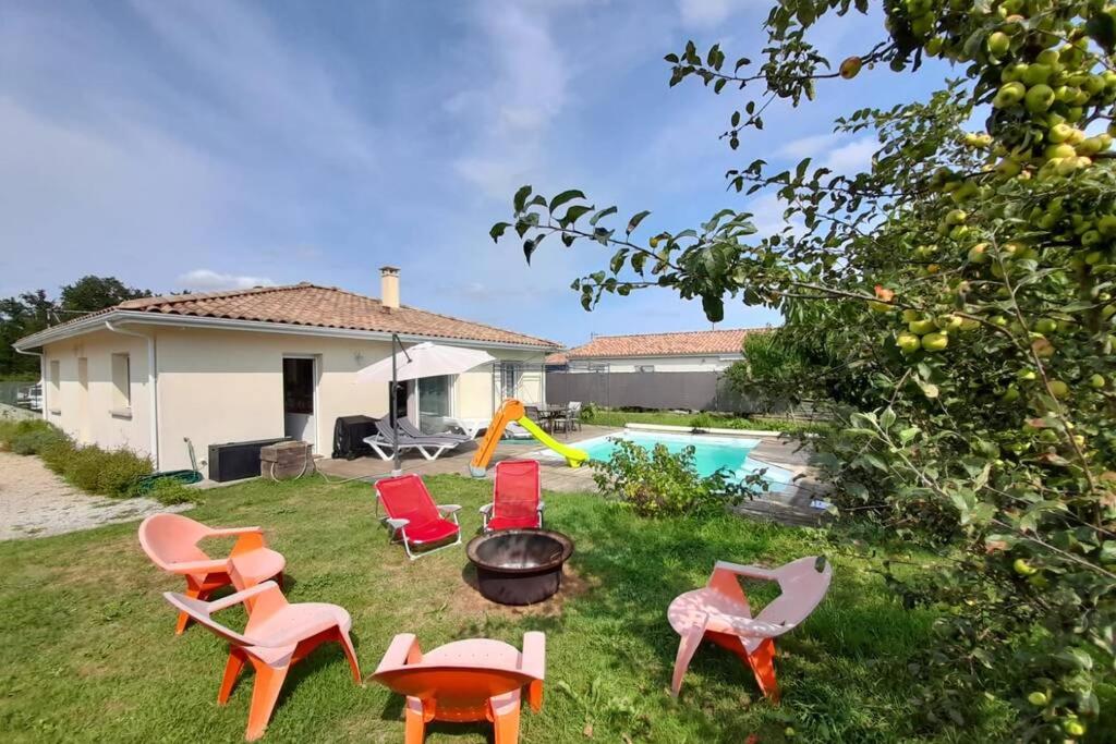 Gîte classé 4 étoiles - 6 P. avec piscine chauffée - Housity