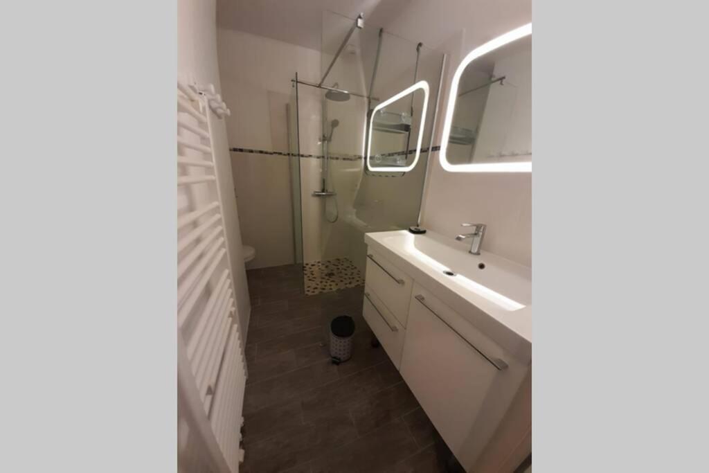 Gîte classé 4 étoiles - 6 P. avec piscine chauffée - Housity
