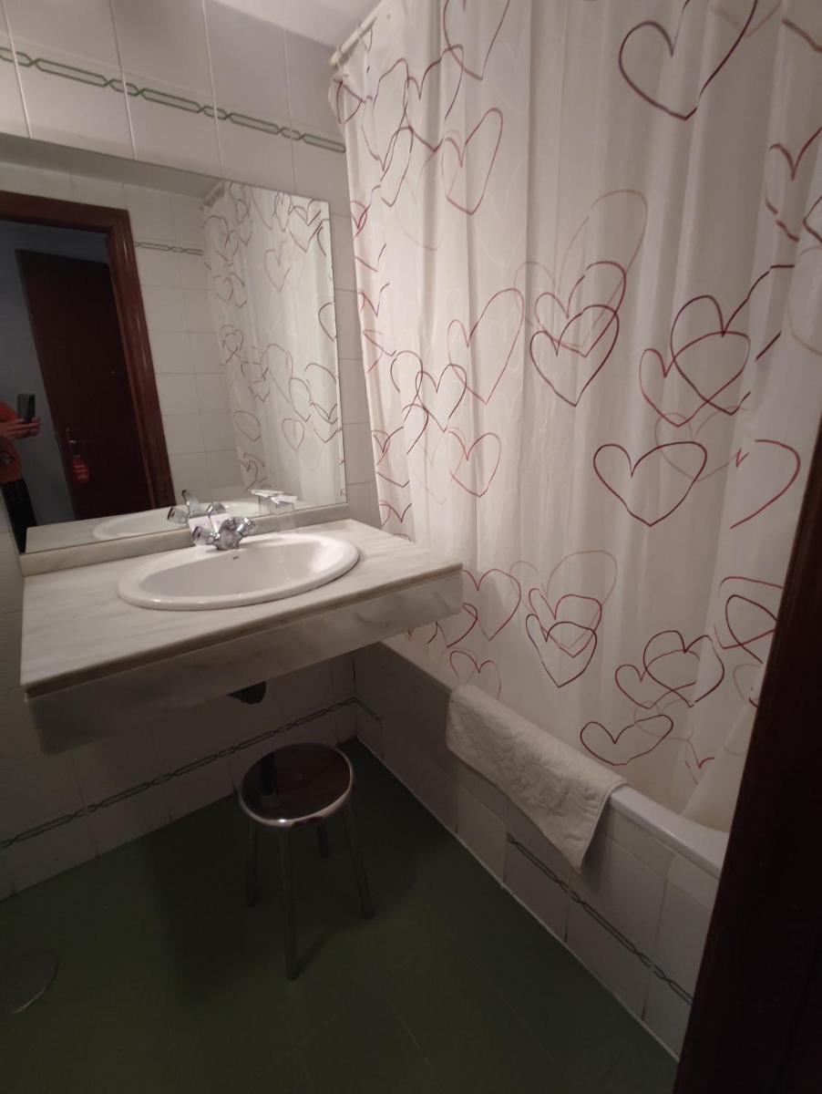 Hotel Cervantes - Housity