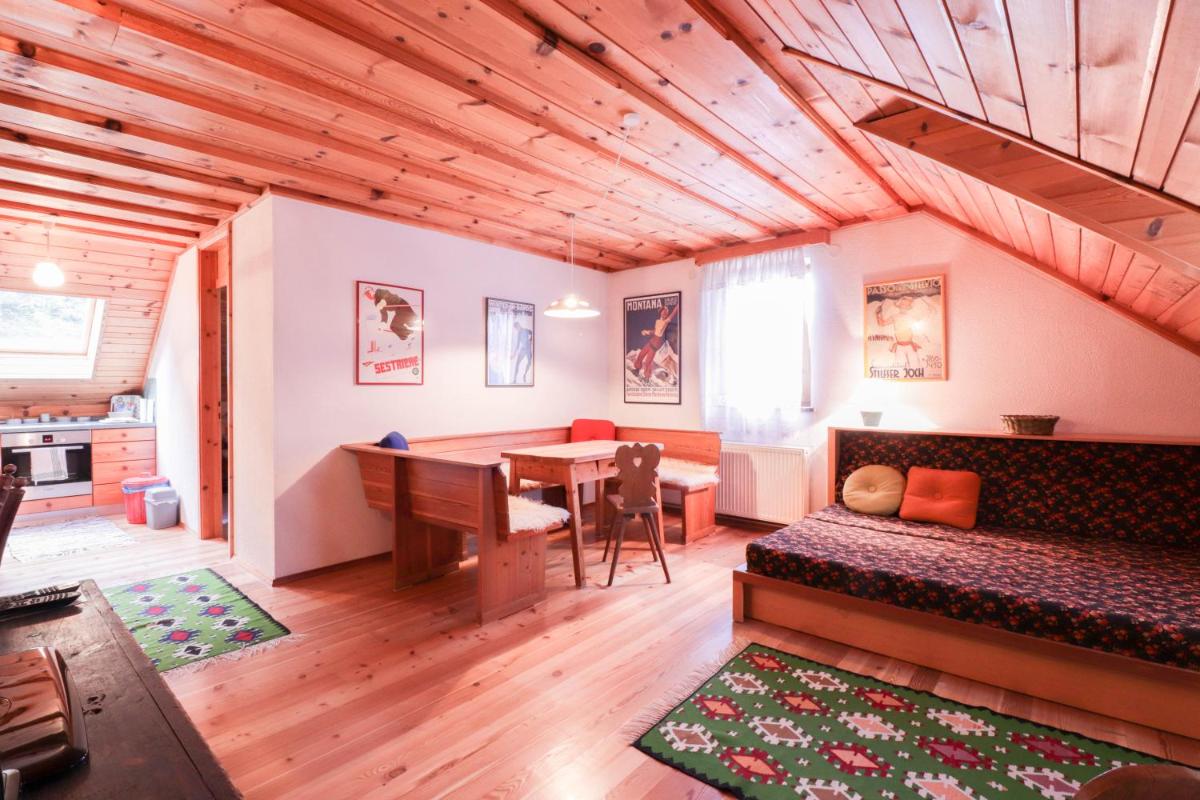House Alpine Rose - Housity