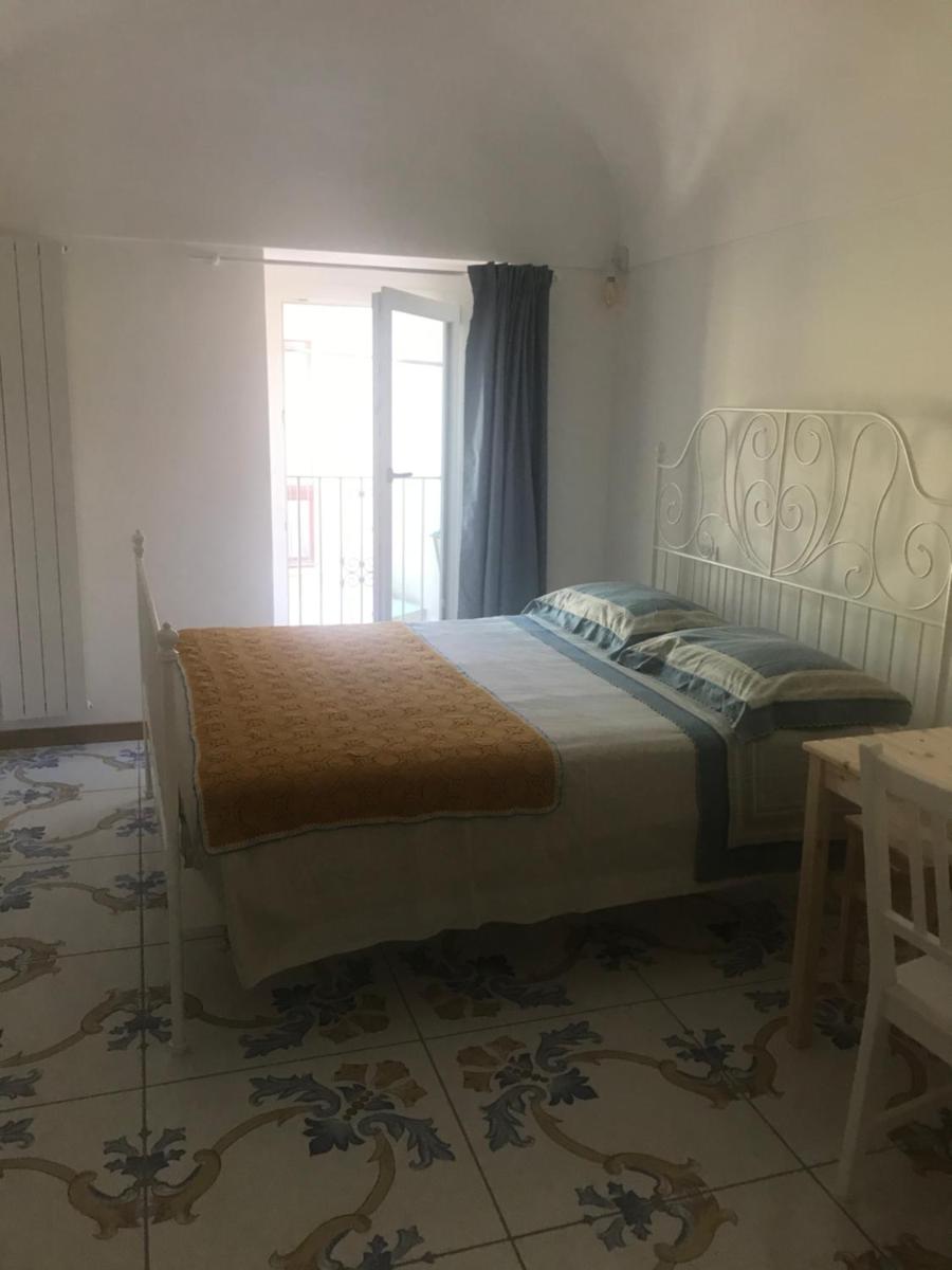 IL MELOGRANO La Casa nel Vicoletto - Housity