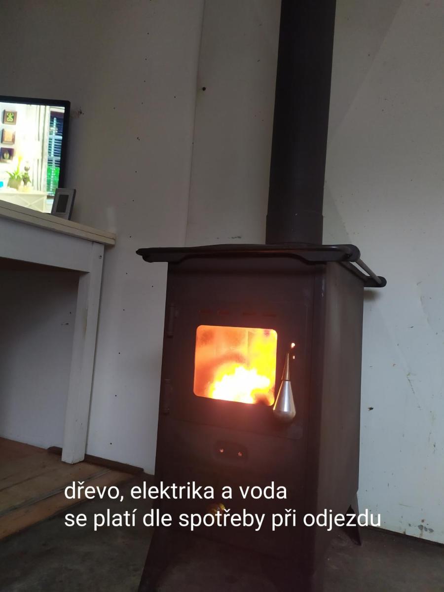 Maringotka Na Jamajce - Housity