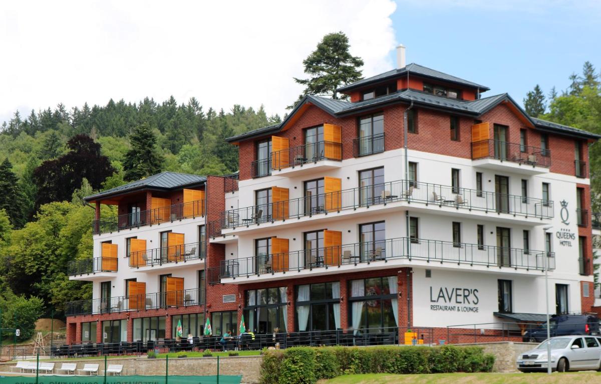 Wellness Hotel Queens - Housity