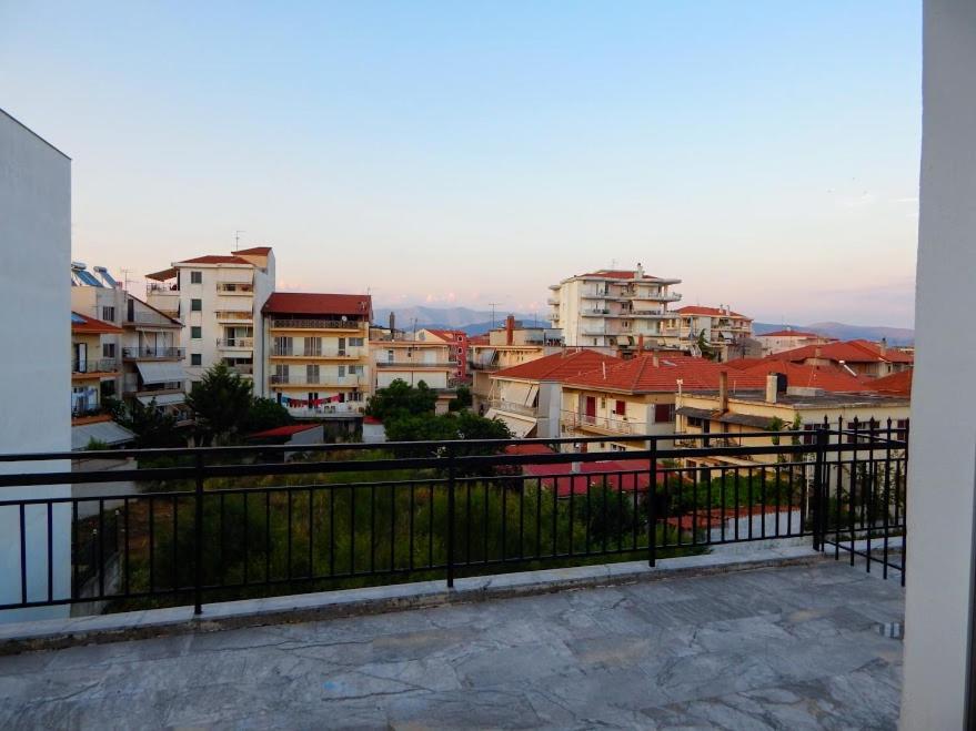 Cozy apartment for 2-5 people-Center Tripoli 1 - Housity