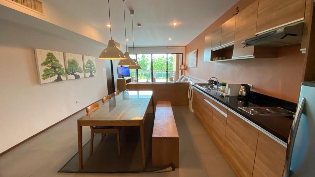 2 BR Luxury Beachfront Condo Cha-am - Housity