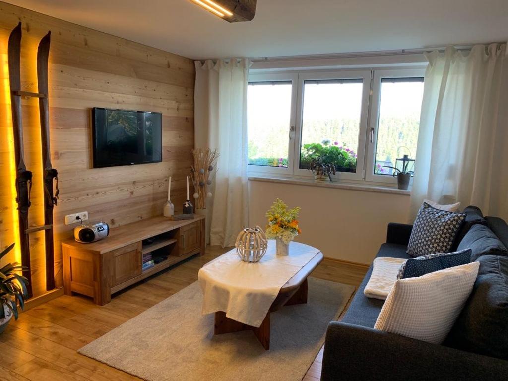 Ferienwohnung Familie Becher Klingenthal Aschberg - Hizvo