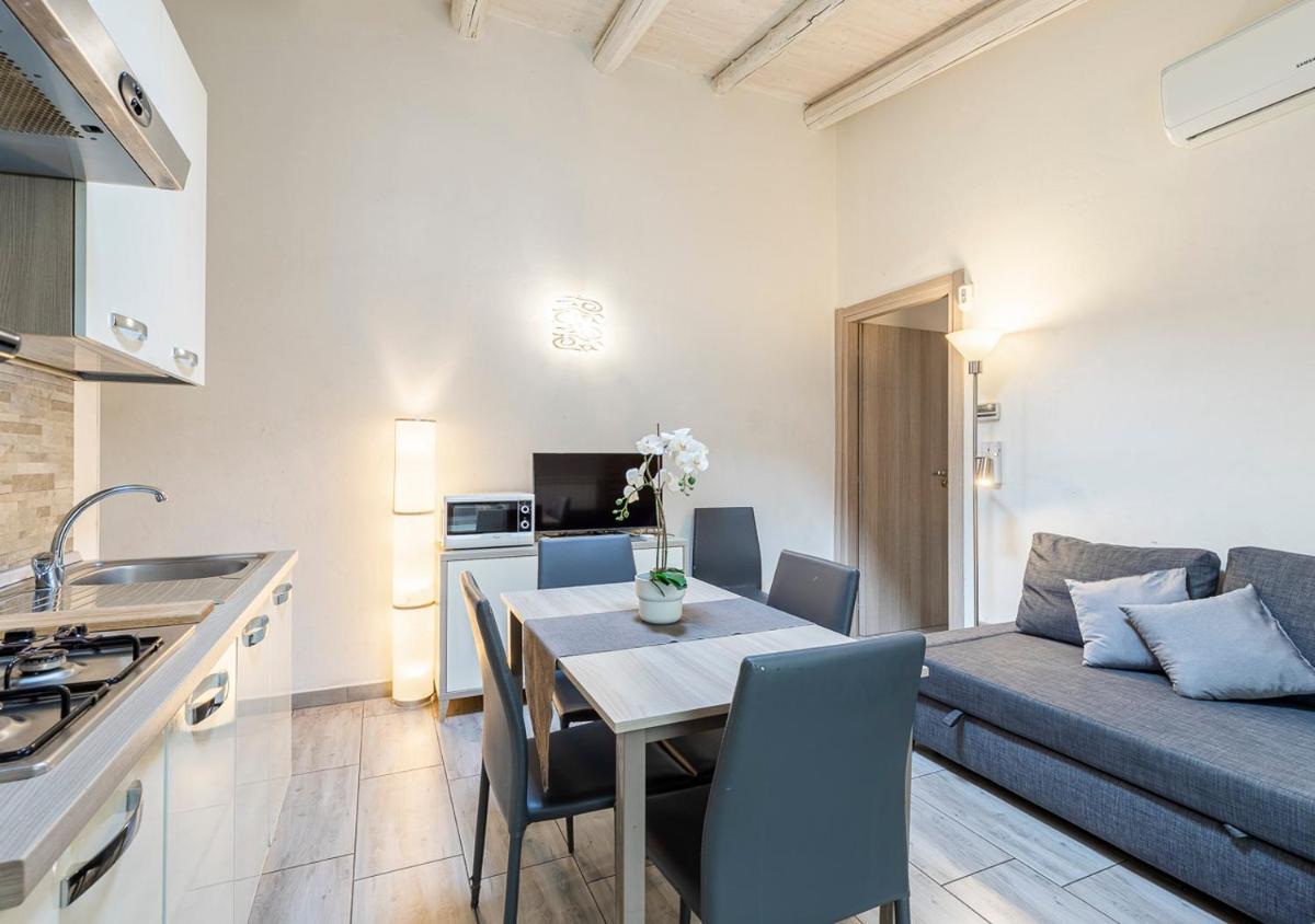 Otherside House in Torino - Housity