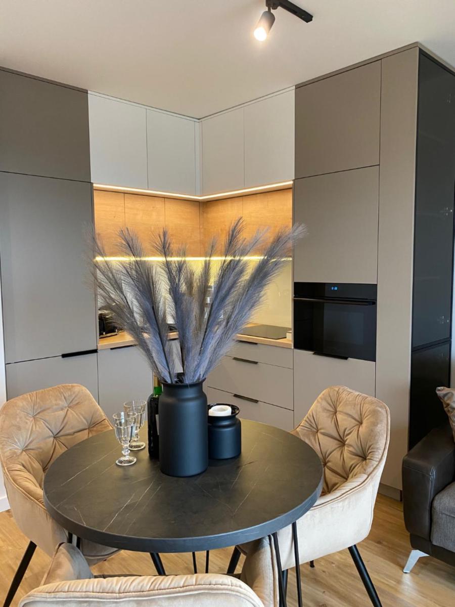 Family & Business Elegant Apartments Kadzielnia, ul Zgody, Stadion Korona, WDK -1 Bedroom, Terrace, Garage - NEW! - Housity