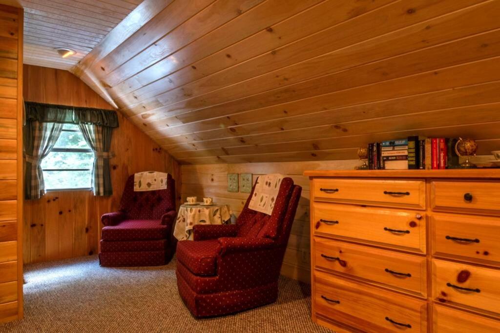 The Tulip Poplar - Housity