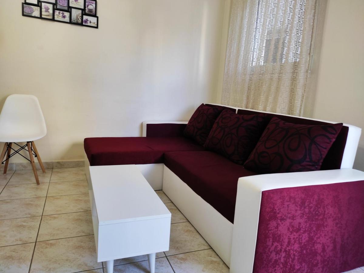 Anastasia's & Despoina's Apartment - Housity