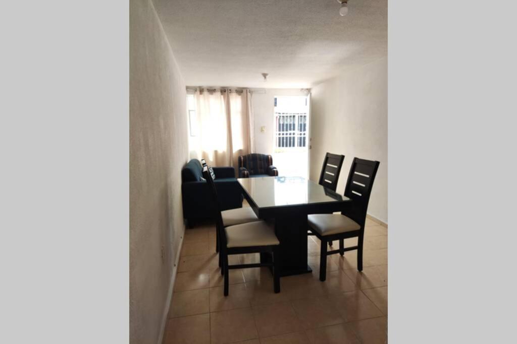 Casa de las Orquideas 2C 1B Jorge R Lugo - Housity