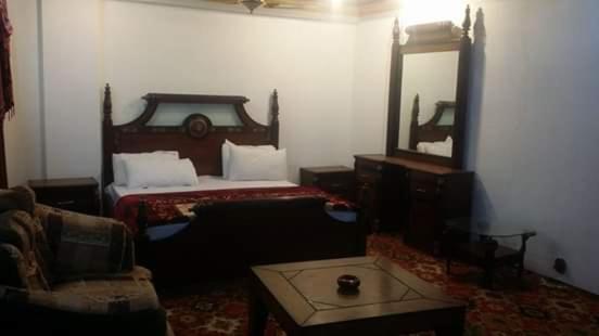 Pearl International Hotel - Housity