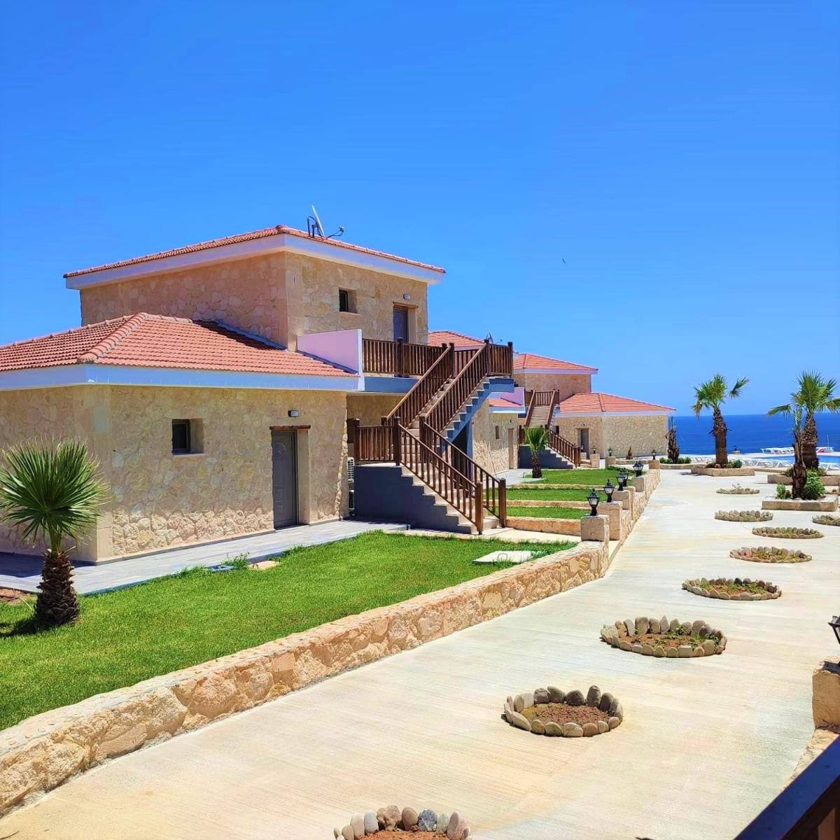 Rizikarpasso Golden Hill Boutique - Housity