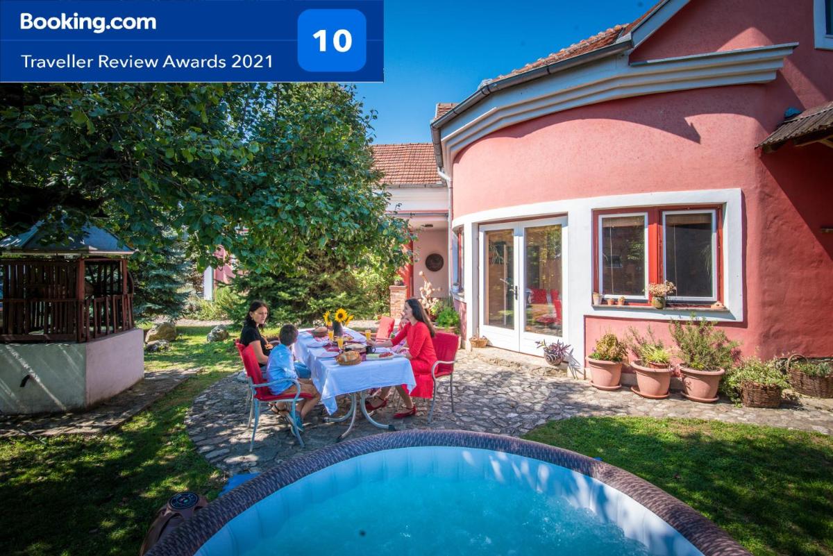 Villa Holiday Home Kuća za odmor Slavonka - Housity