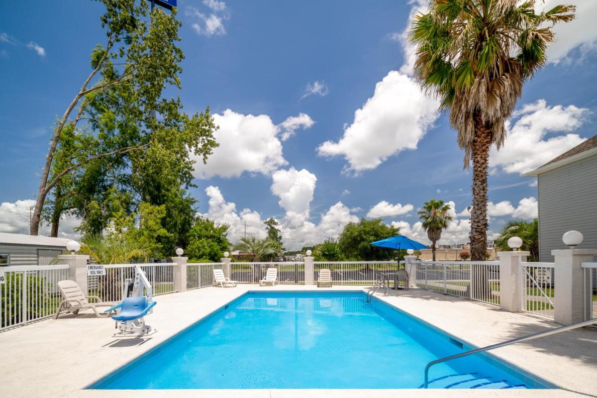 Microtel Inn & Suites by Wyndham Savannah/Pooler - Housity