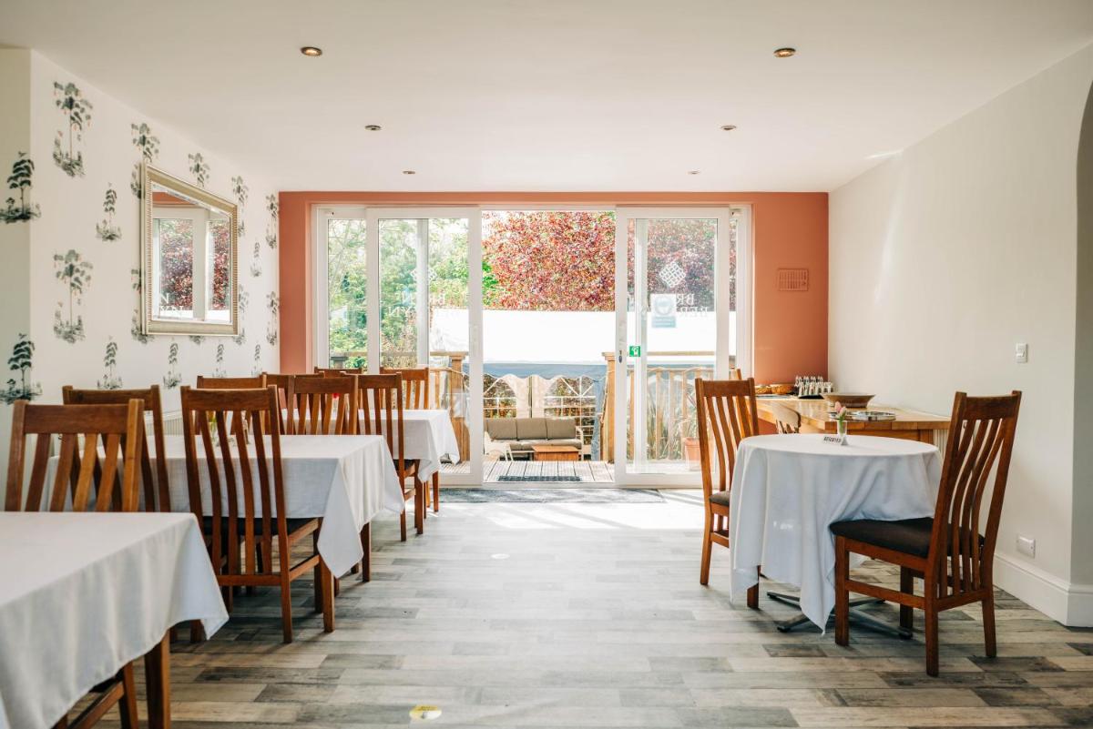 Bryn Berwyn Country House Tresaith - Housity