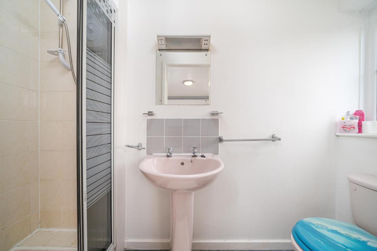 Deneside Guest House - Housity