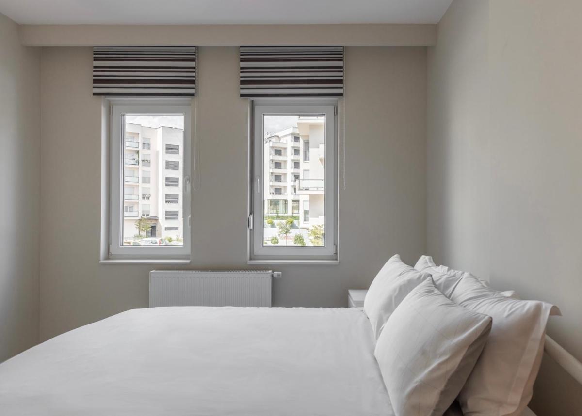 Suitetrails - BLERI Apartment, 2 Bedroom, Free parking