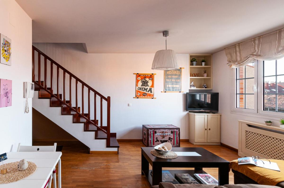 Duplex 21, alojamiento cerca de la playa con WIFI - Housity