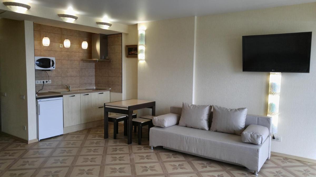 Suitetrails - Apartment near Dnipro Arena