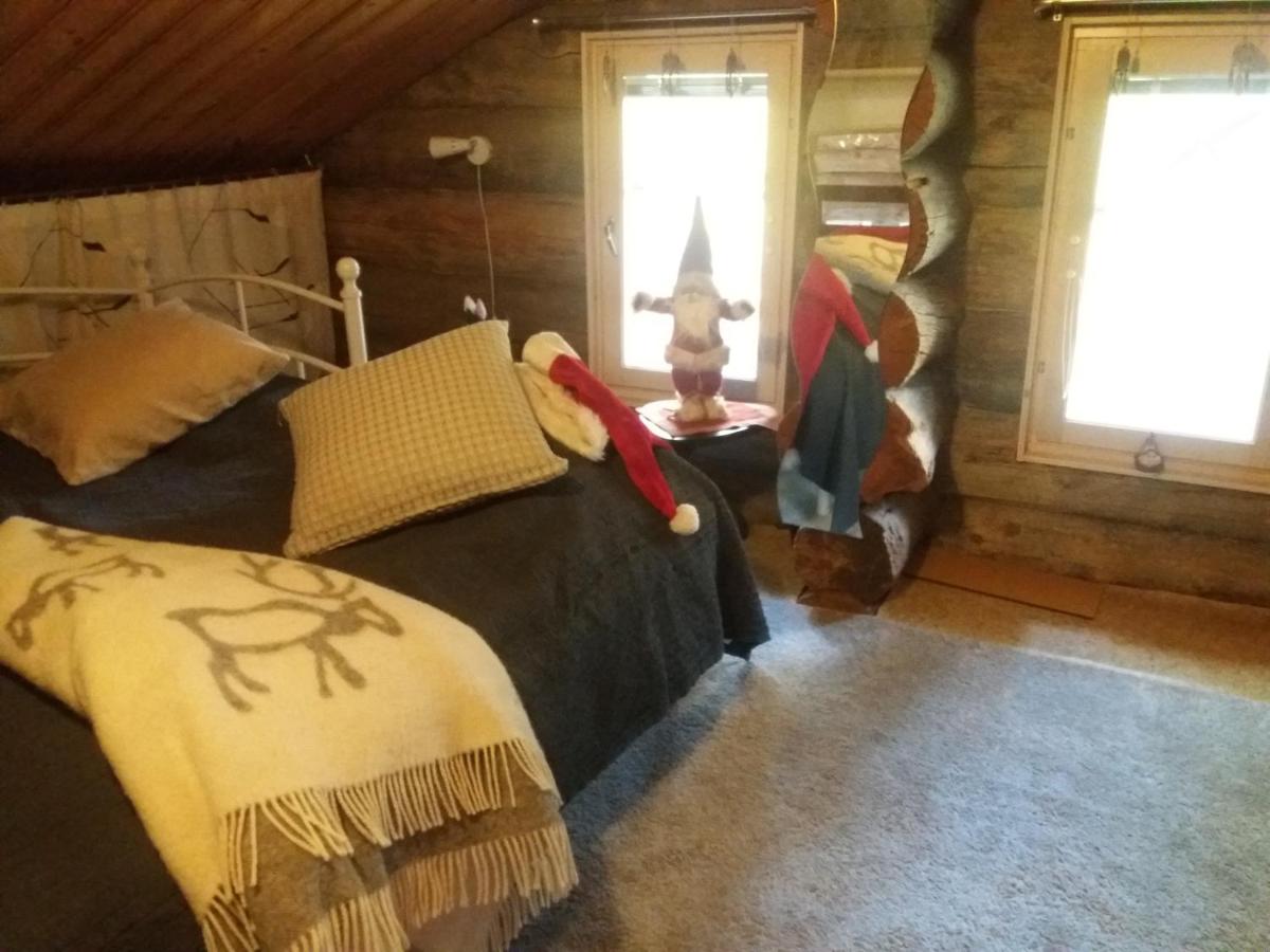 A room (or 2 or 3) in a Lapland House of Dreams - Housity