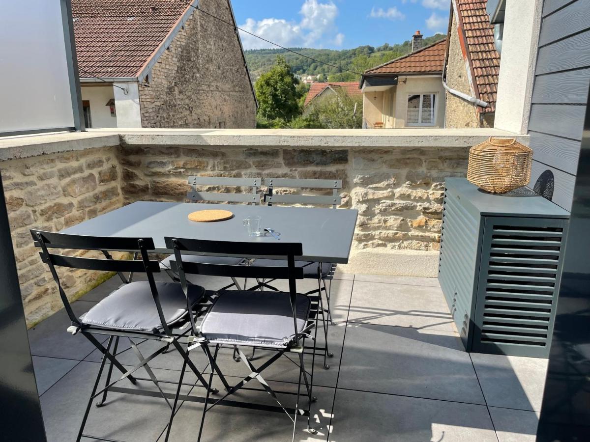 LE BOIS DE MOINI- DOMAINE LOUE PAISIBLE - Calme-Terrasse-Parking- - Housity