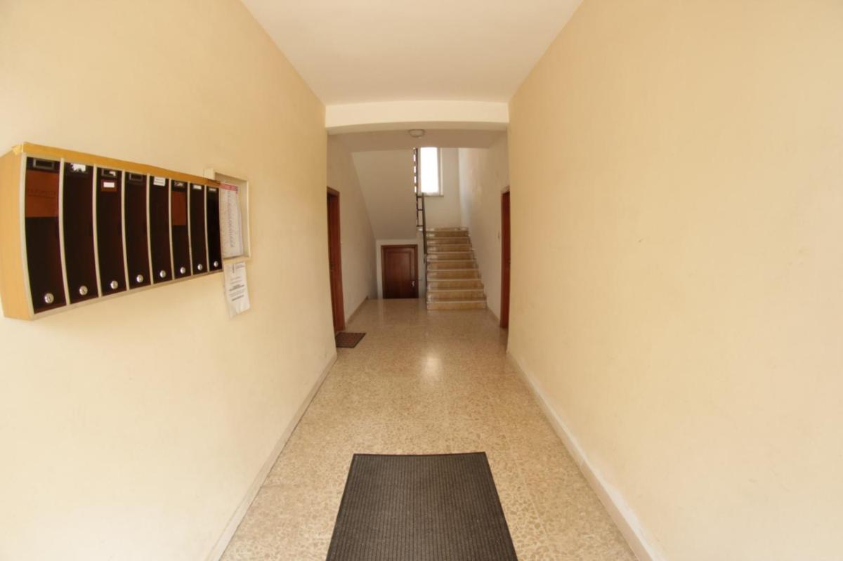 La Torre - Housity