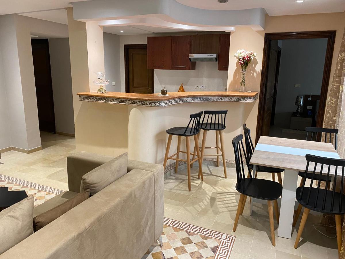 Lac Palace Luxury Apartment-2 Bdr - Housity