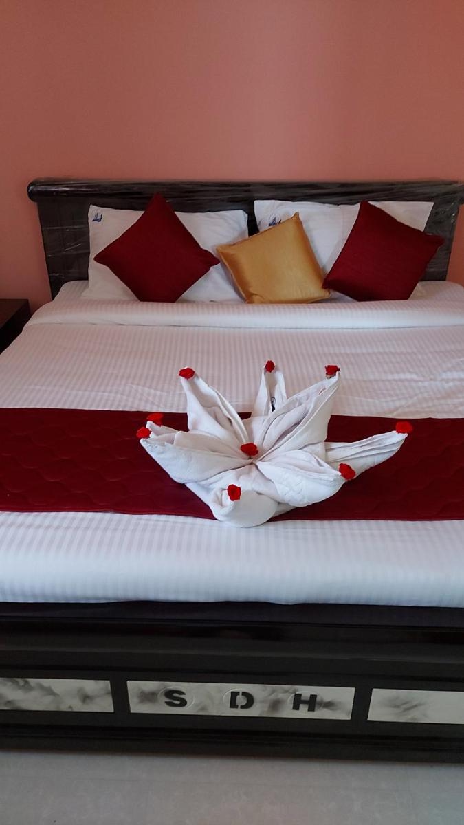 SUMUKHA DIVINE HOLIDAYS - Housity