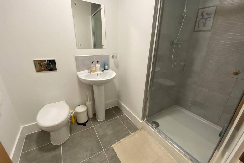 adelphi wharf 3 - Housity