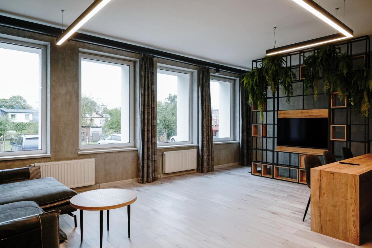 NOMAD APARTMENTS - Housity
