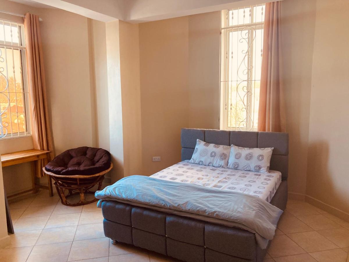 African Sunset Apartment - Housity