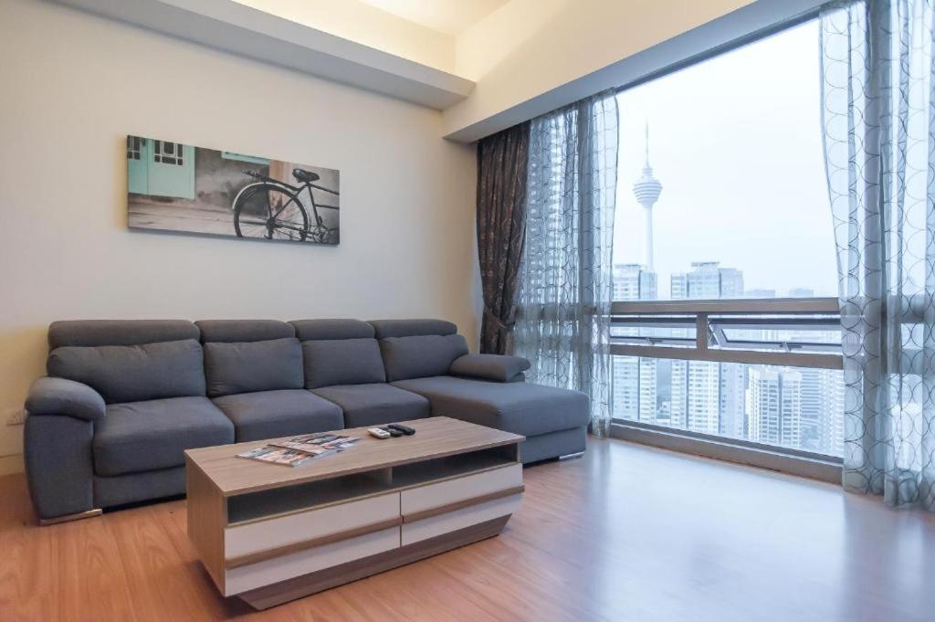 Platinum Suites at Swiss Garden - Housity