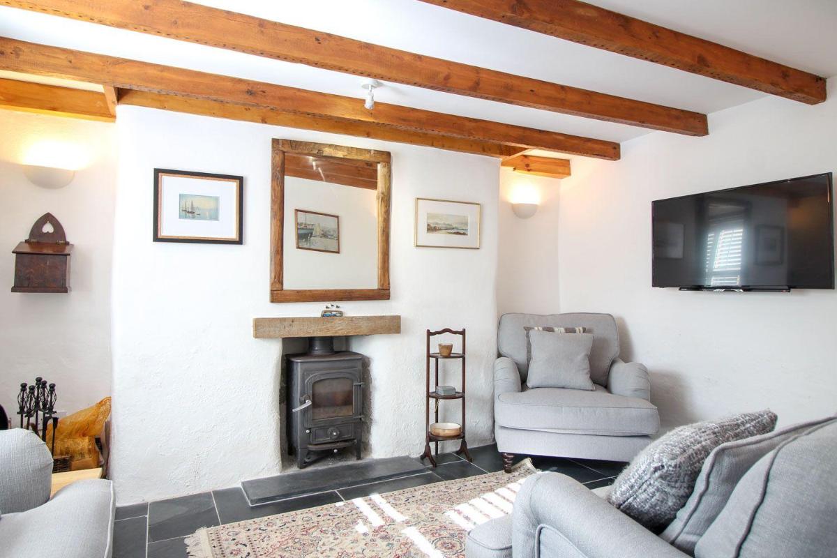 Laburnum Cottage - Housity