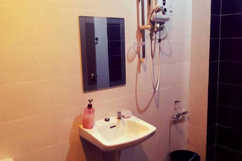 Aqua Blue Wave Port Dickson Home Villa - Housity