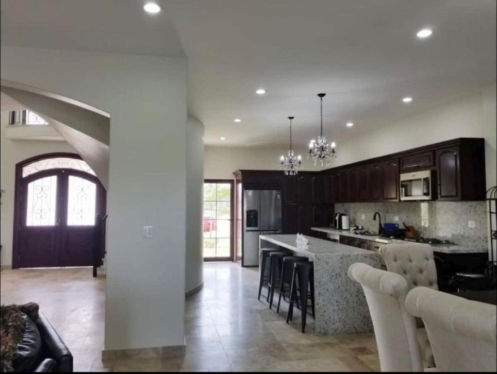 Villa Mazatlán - Housity