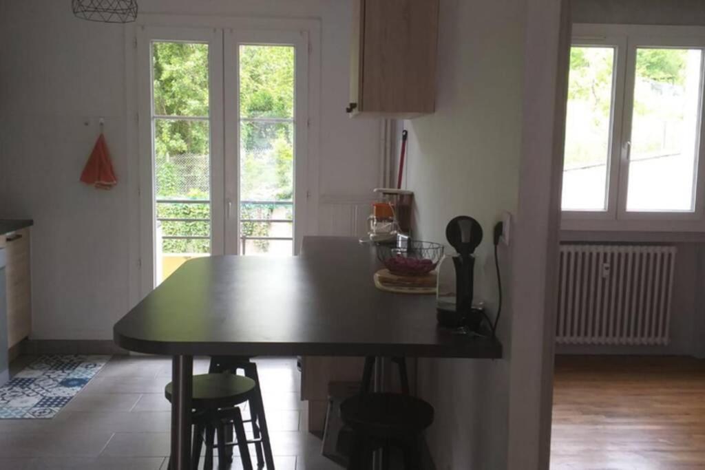 superbe appartement T3 traversant avec place de parking - Housity