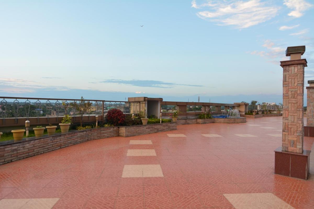 Hotel Royal Highness - Housity