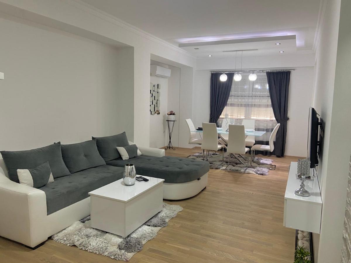 ROYAL KING Apartment - Housity