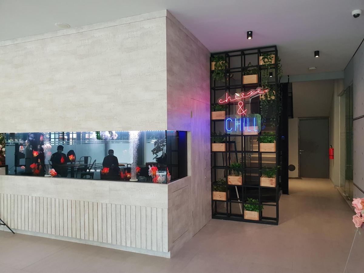 Sambina Prime - Housity